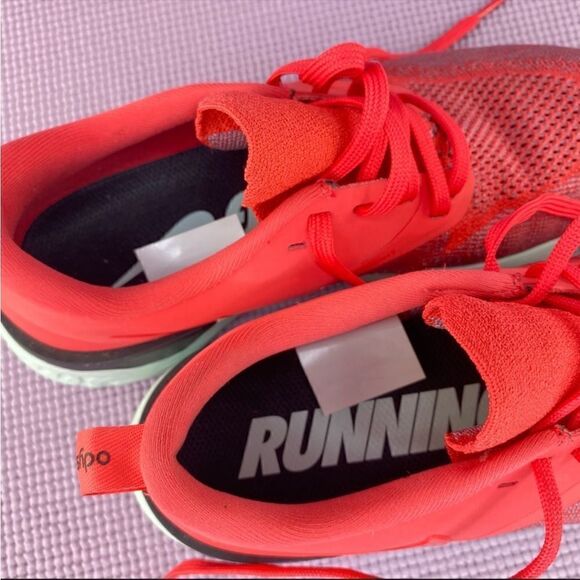 Nike Odyssey React 2 Flyknit Women’s Running Shoes Size 7  Ember Glow AH1016-800 - Picture 11 of 11